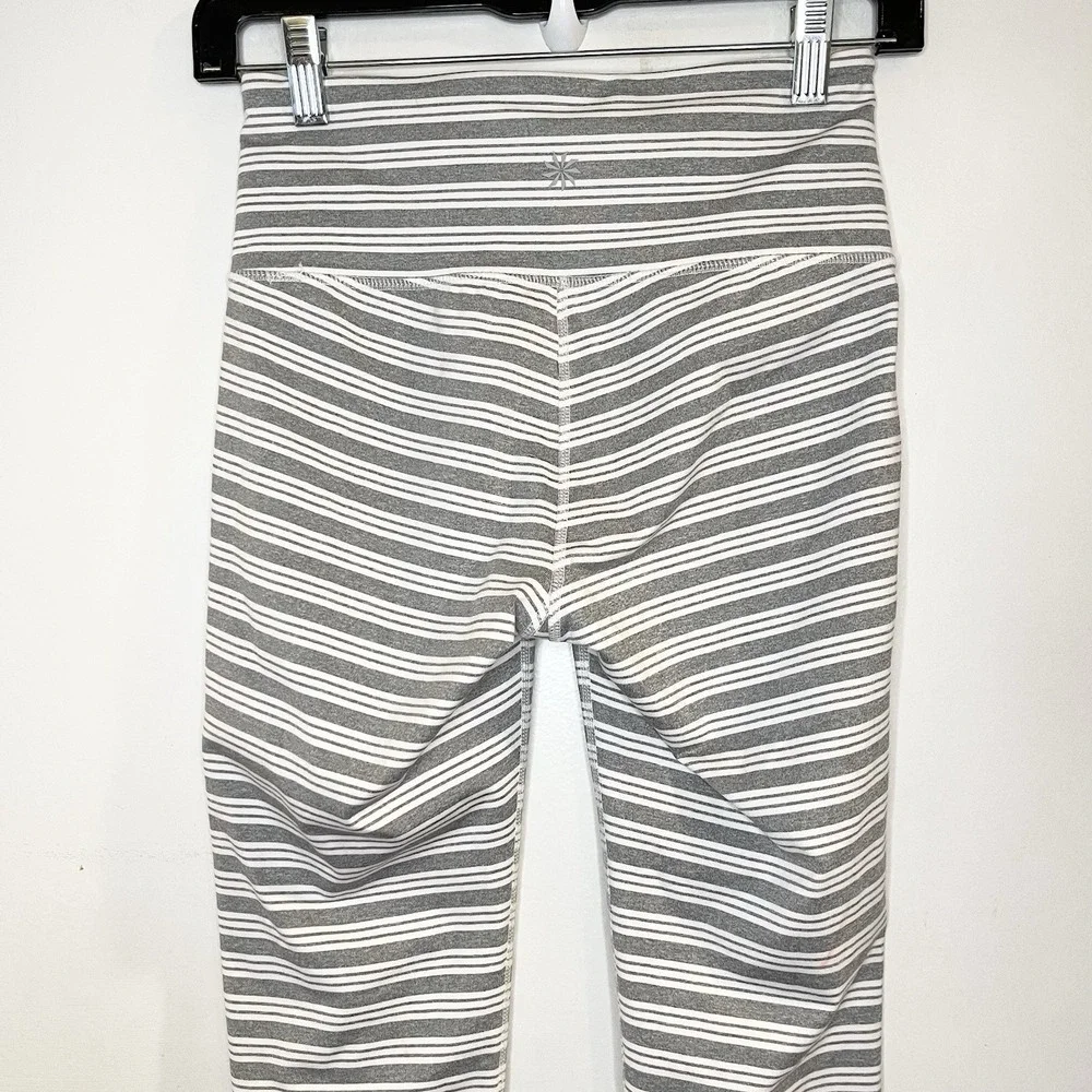 Athleta Heather Stripe Chaturanga Capri Legging XS Gray White 591368 - Picture 4 of 7